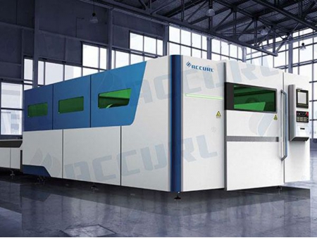 ماكينة CNC لقطع الألمنيوم بألياف الليزر2KW IPG