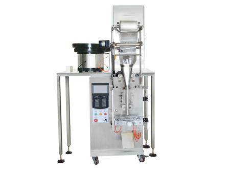 ماكينة تعبئة وتغليف المسامير (ماكينة تعبئة رأسية وزنية MK-LS-60E)                   Weighing Packaging Machine (VFFS Machine)