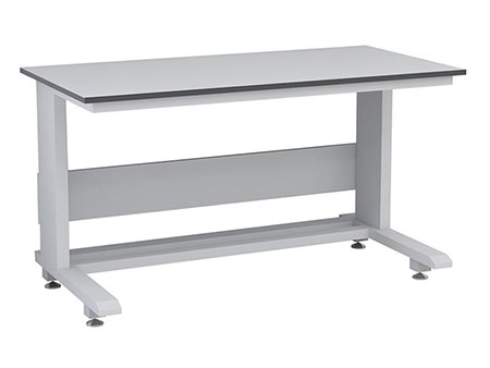 طاولة ذات قوائم على شكل C للأغراض الثقيلة  C Frame Laboratory Table (Heavy-duty)