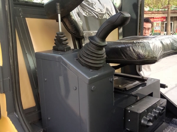 الجرافة ذات العجلات HY-910